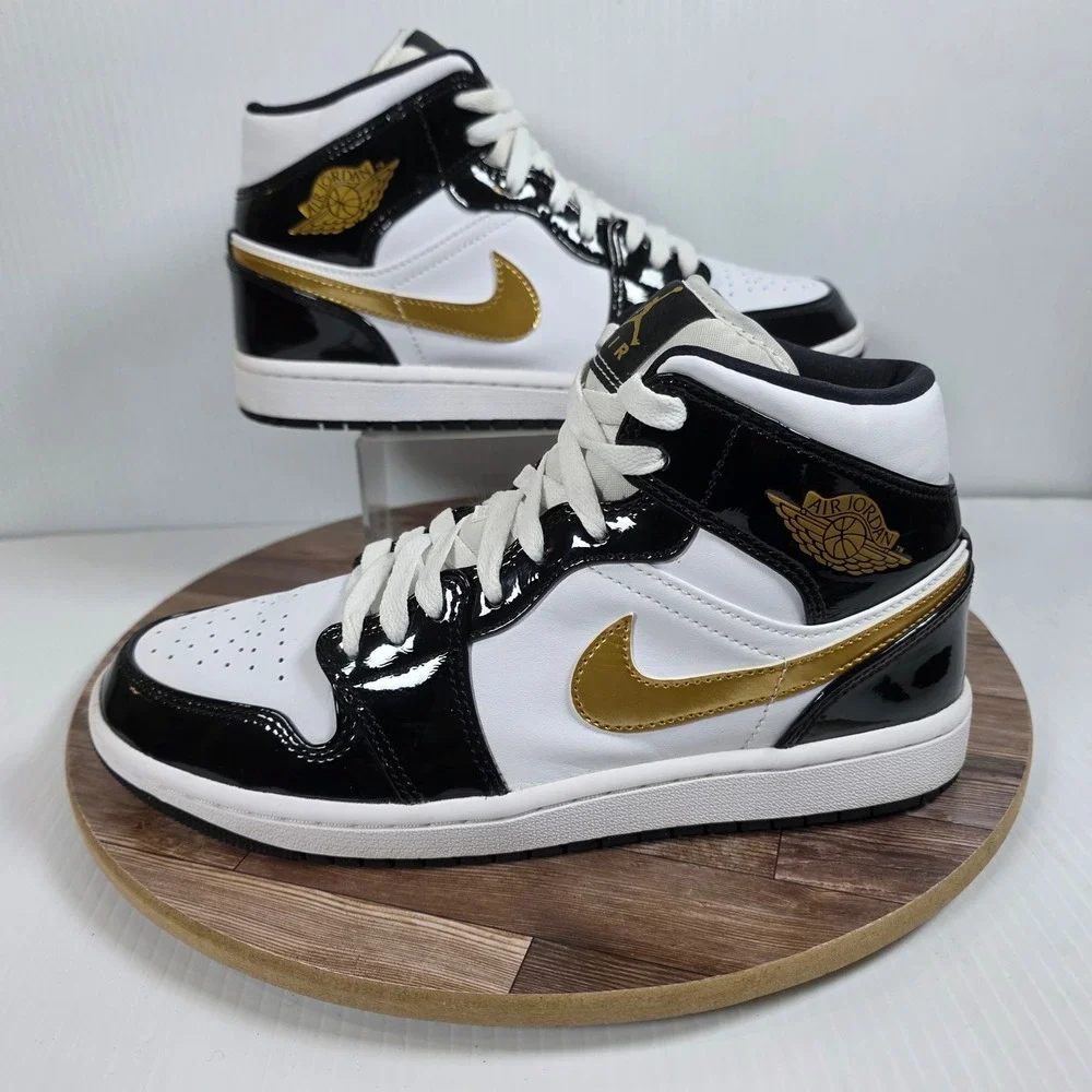 Jordan Air Jordan 1 Mid SE Mens 9.5 White Black Metallic Gold 852542-007